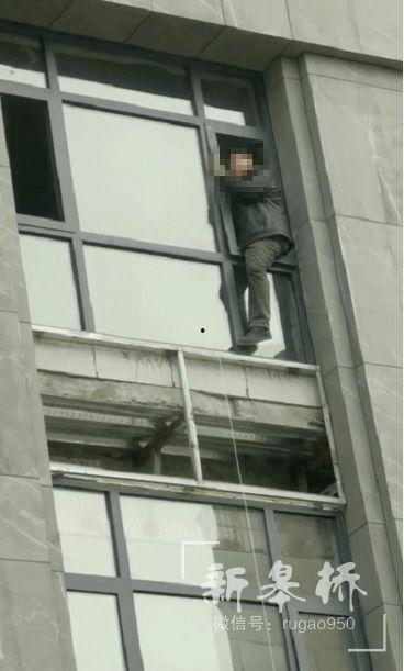 网友爆料坠楼视频大全最新,揭秘生死瞬间